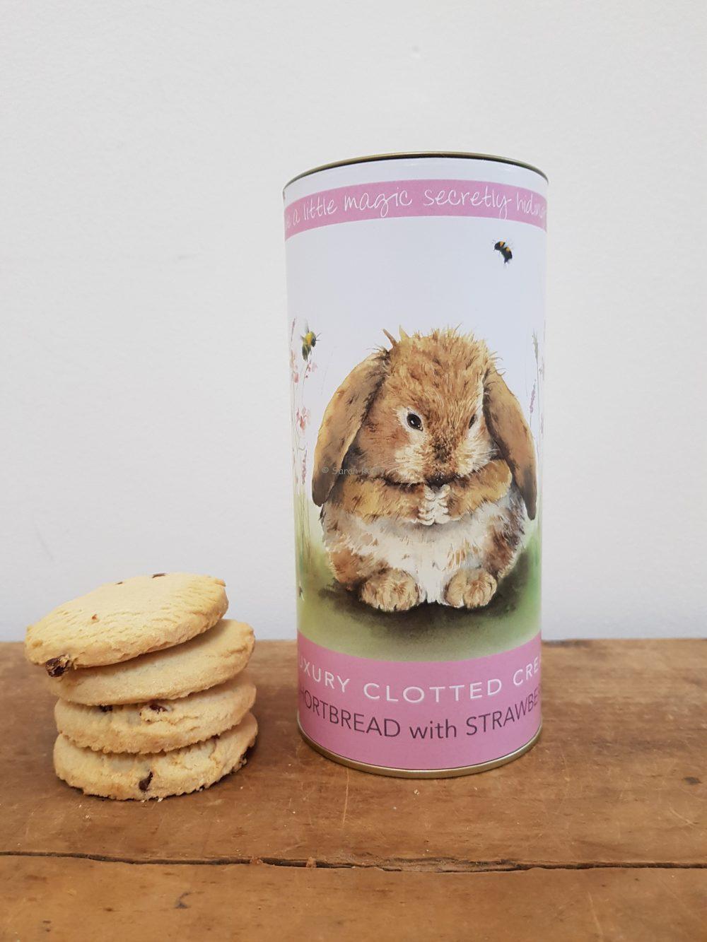 Biggest Ever Hug in a Box Gift Box - Image 8